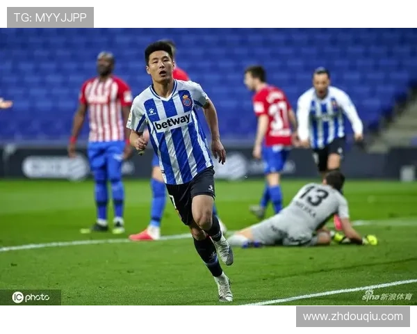 斗球直播app官方下载入口手机版官方正版下载,享受高清流畅的足球直播服务